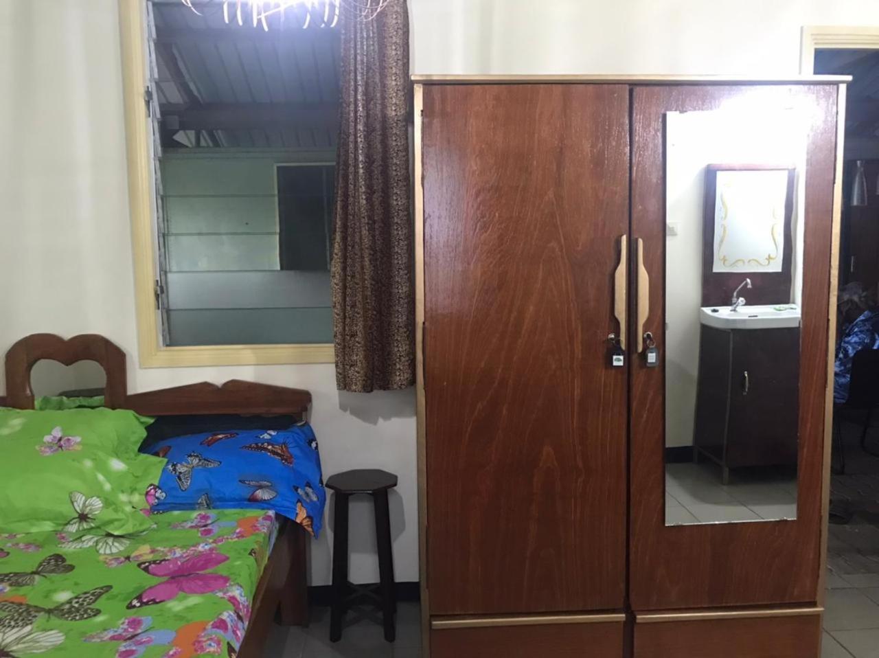 Unu Pikin Guesthouse Парамарибо Номер фото