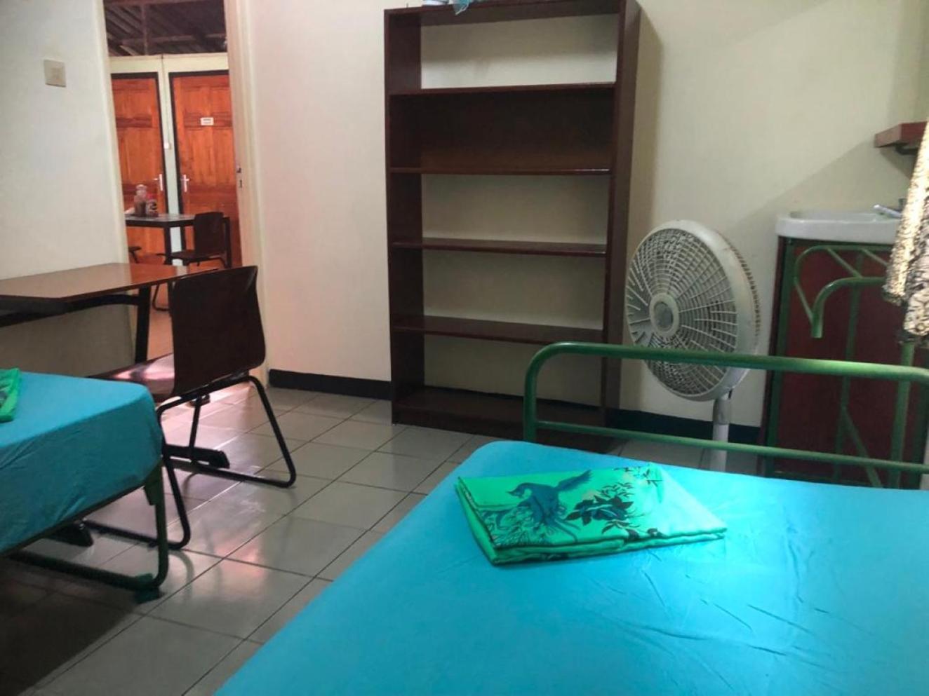 Unu Pikin Guesthouse Парамарибо Номер фото