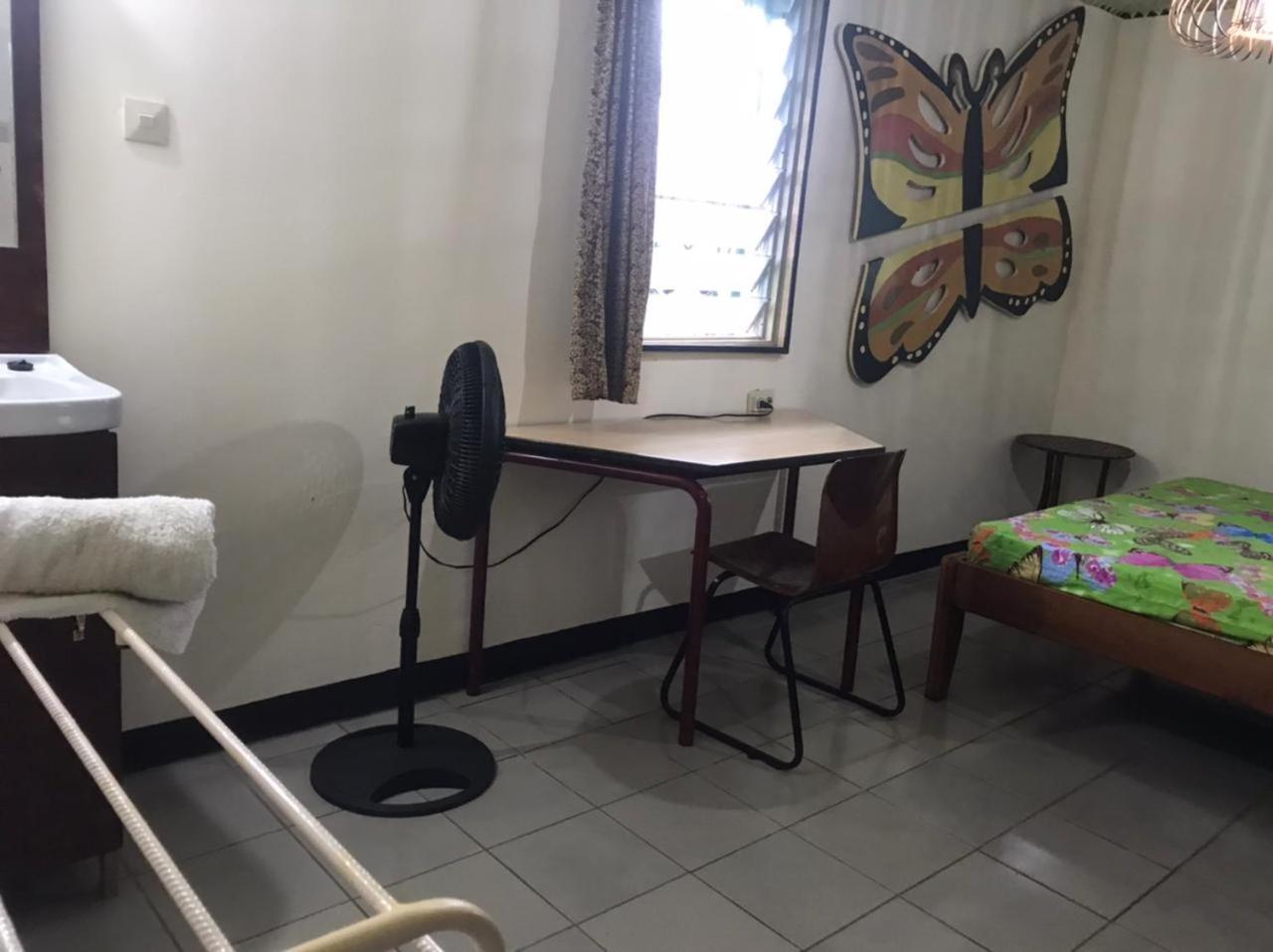 Unu Pikin Guesthouse Парамарибо Номер фото