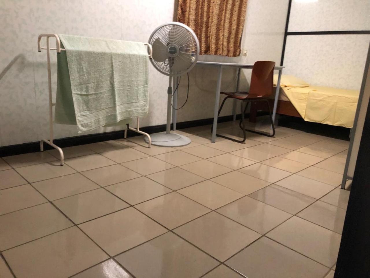 Unu Pikin Guesthouse Парамарибо Номер фото