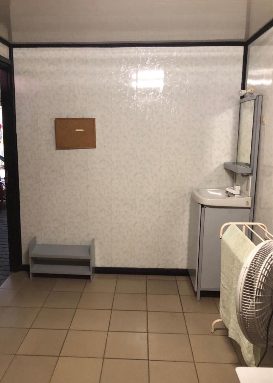 Unu Pikin Guesthouse Парамарибо Номер фото
